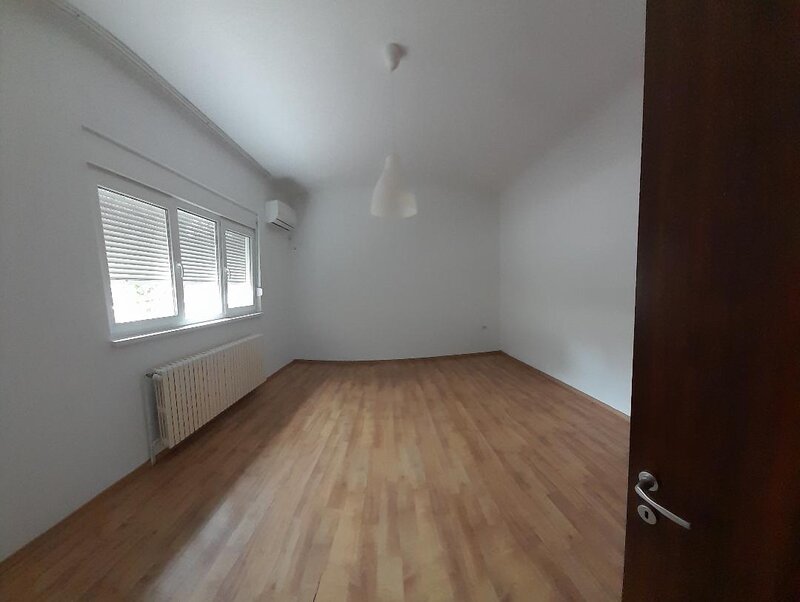 Stefan cel Mare, Parcul Circului, vila 7 camere, curte 250mp