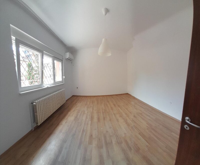 Stefan cel Mare, Parcul Circului, vila 7 camere, curte 250mp